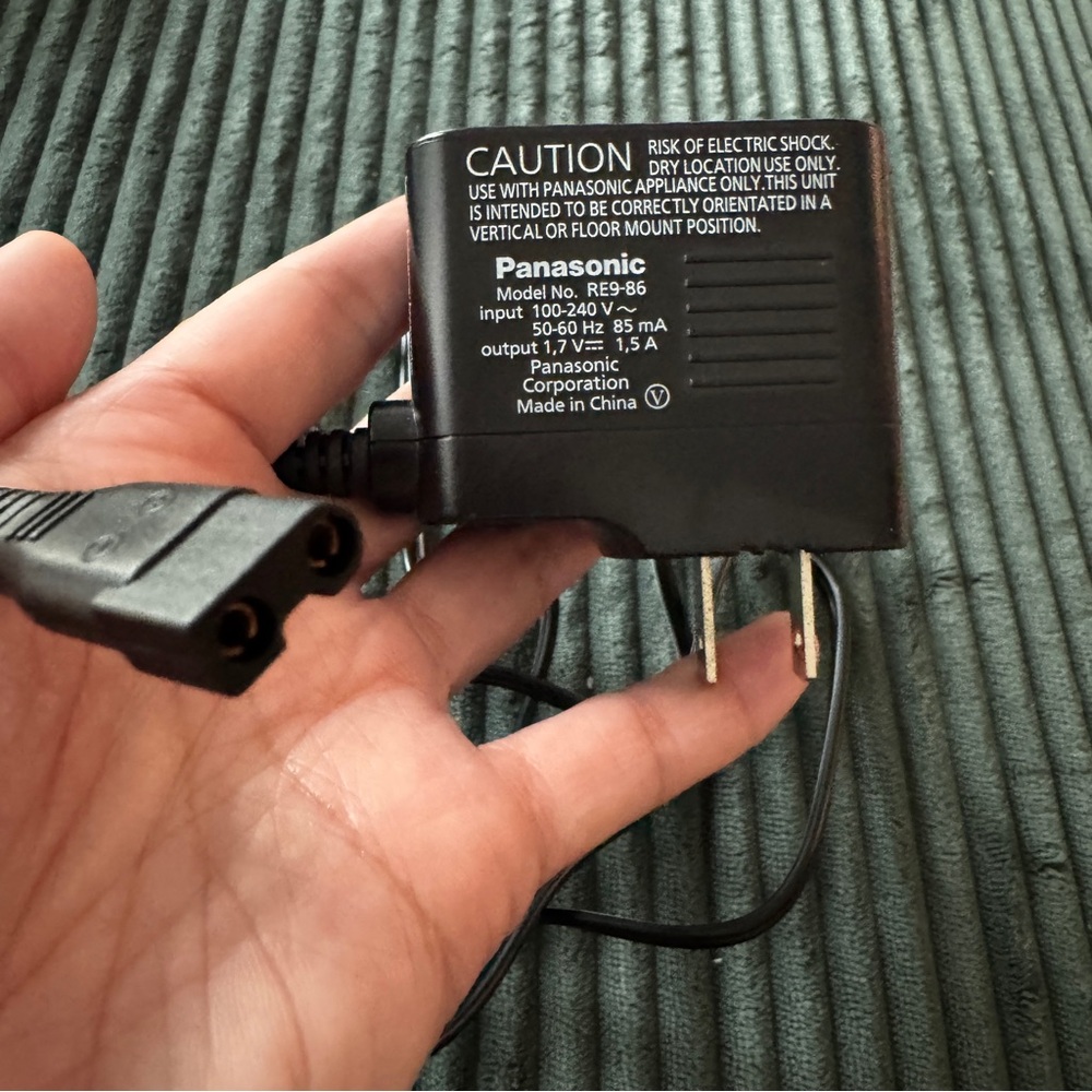Panasonic RE9-86 AC adapter